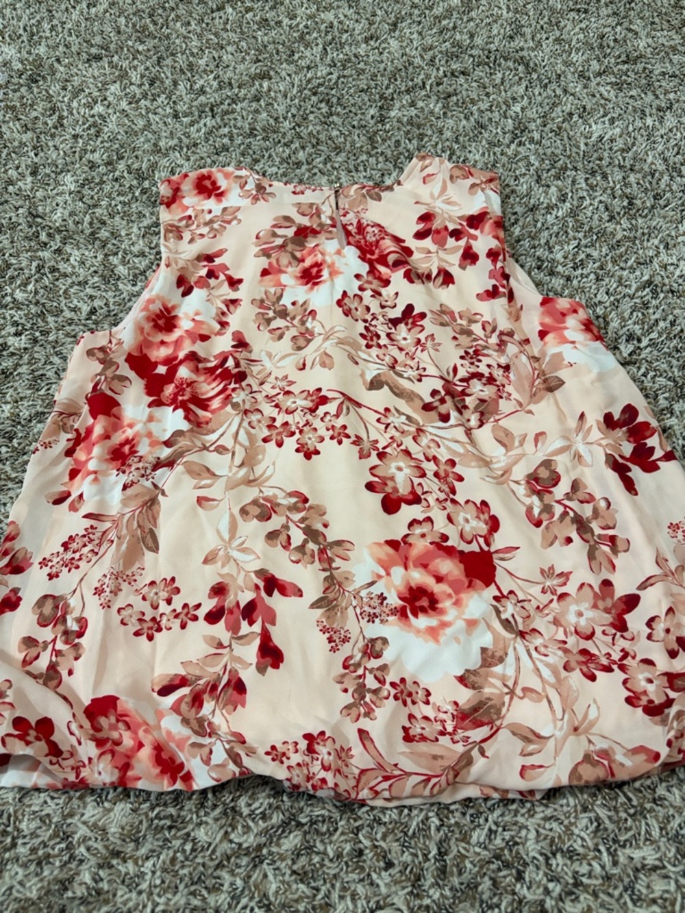 NWT-Liz Claiborne Floral Sleeveless Camisole in Pink and Red - Large - Picture 5 of 8